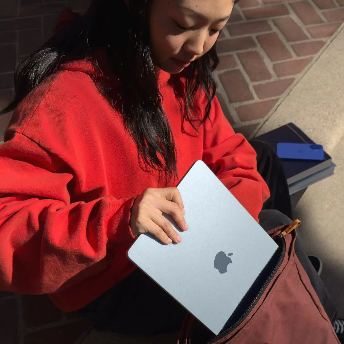 لپ تاپ 13.6 اینچی اپل مدل MacBook Air MC6U4 2025 M4-16GB RAM-512GB SSD